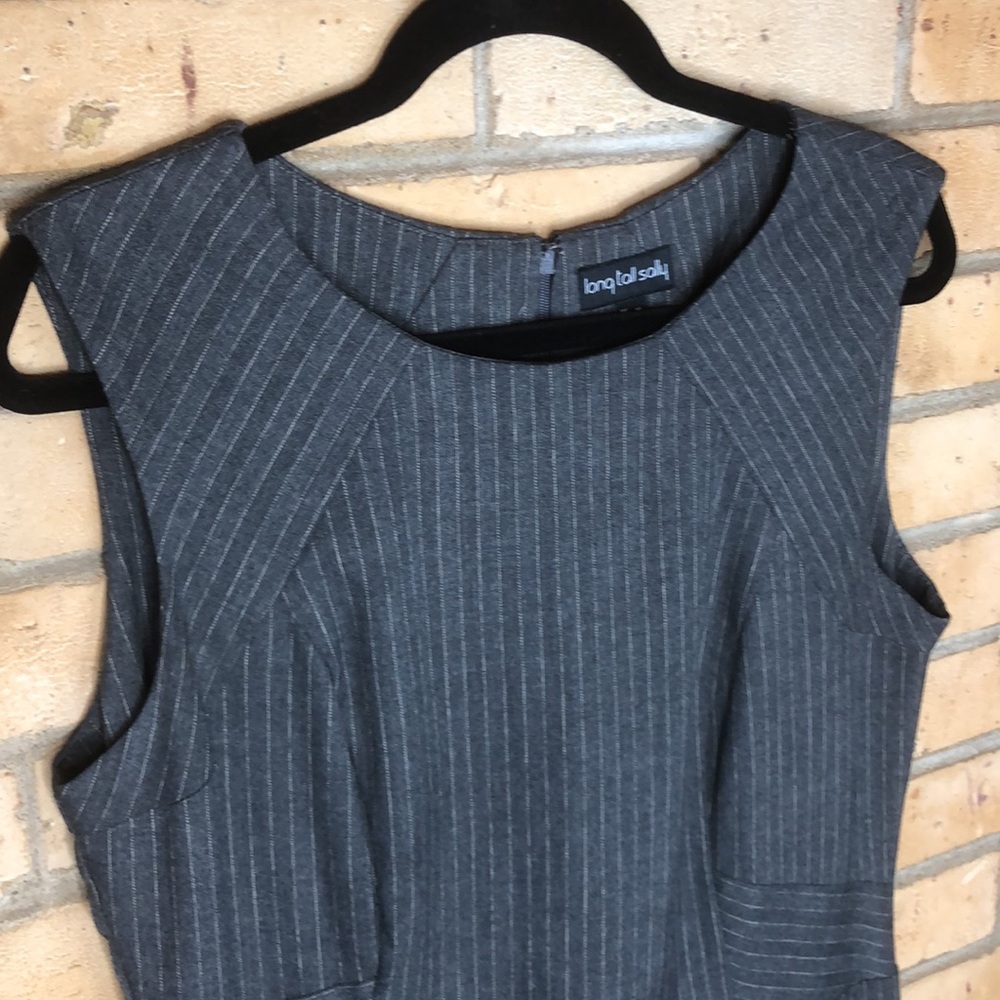 LTS Gray pinstripe dress Sz 10 Tall - Picture 2 of 8
